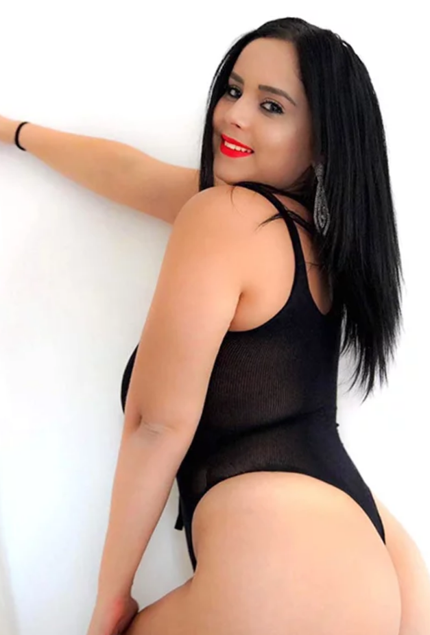 Mariolla - Privatmodelle Frankfurt 22 Jahre Hobbyhuren Domina