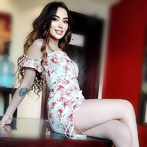 Escort Hure Clarice nimmt an Sex Treffen in Berlin